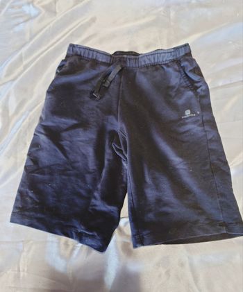 Short Domyos taille 10ans