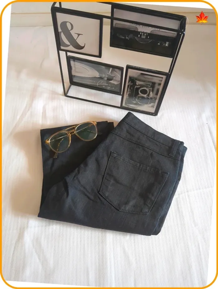 Magnifique jeans Claudie Pierlot - photo numéro 2