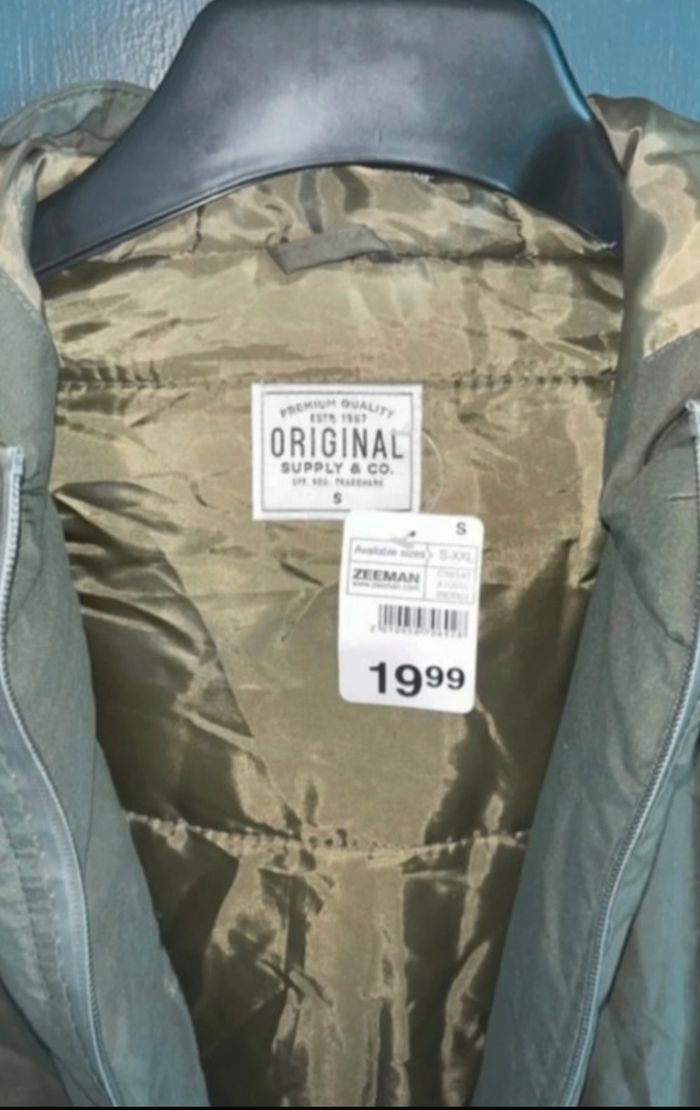 Superbe parka neuve - photo numéro 3