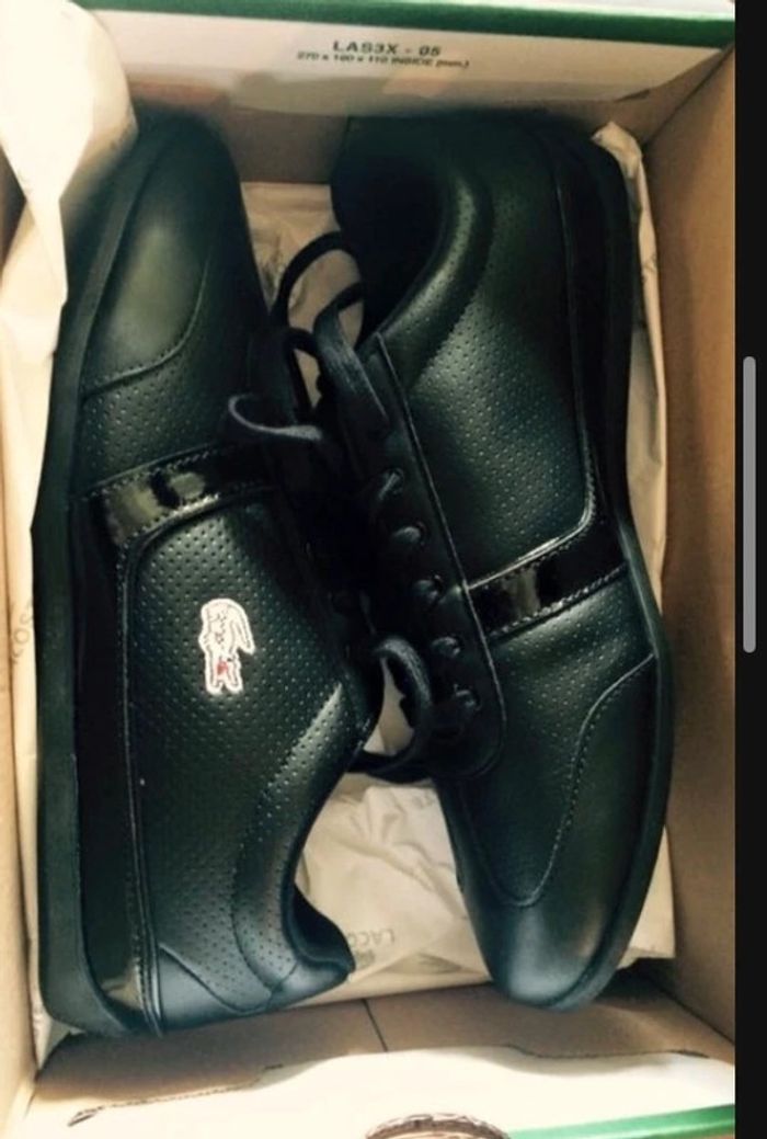 Baskets Lacoste taille 37 noires - photo numéro 2