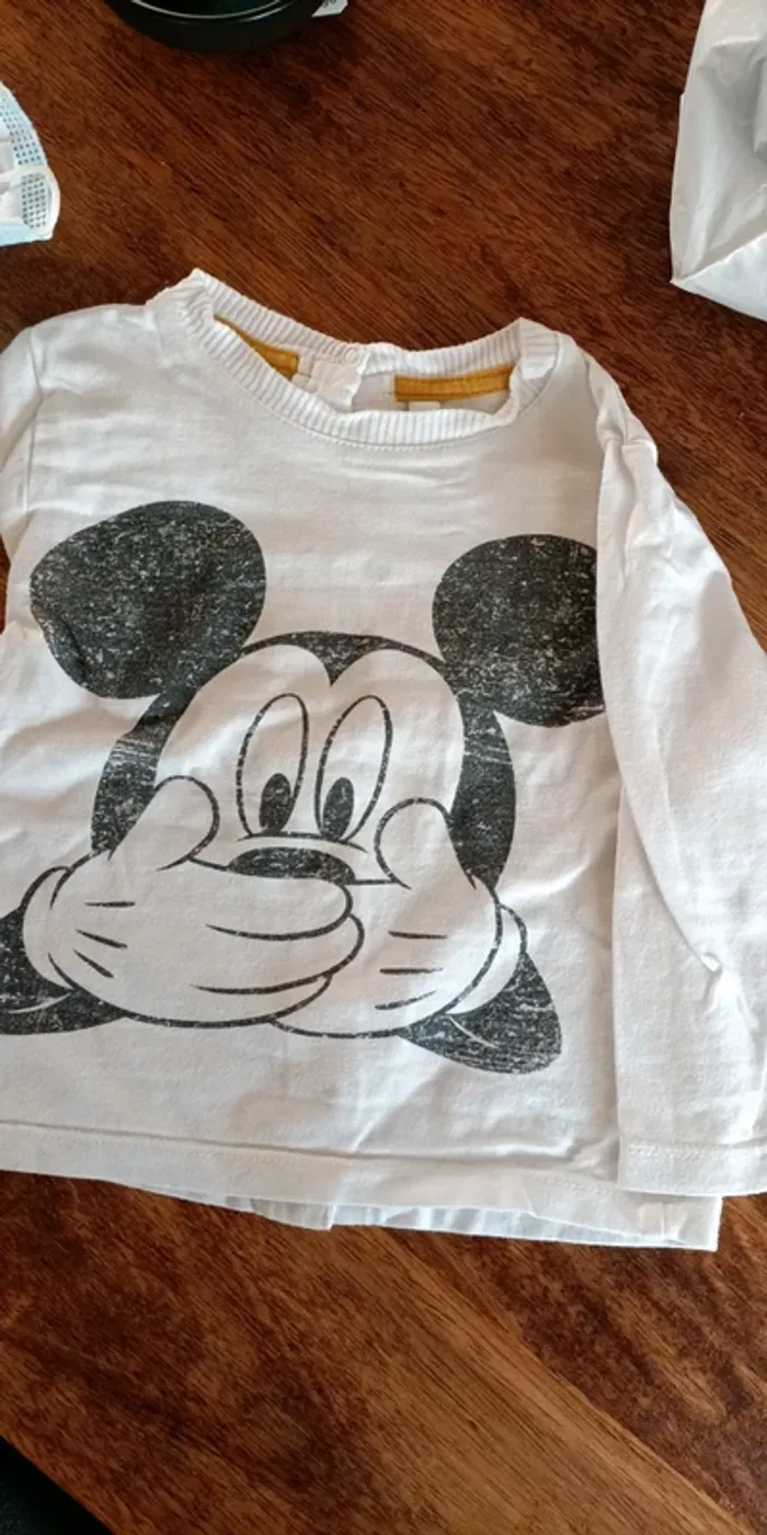 Tee-shirt manches longues 12 mois Mickey