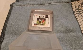Jeu game boy FIFA soccer