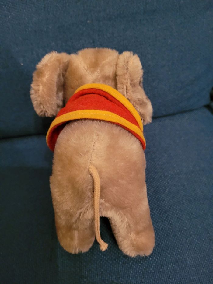Peluche ancienne rigide éléphant debout gris selle rouge 18cm doudou collection Steiff - photo numéro 5