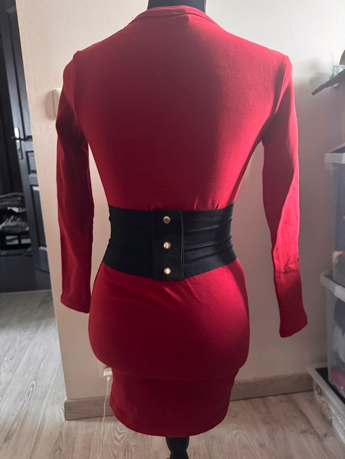 Magnifique robe Zara - photo numéro 4