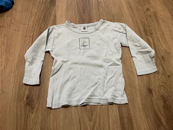 T-shirt manches longues enfant – Petit Bateau 👶 Taille : 3 ans / 36 mois Très bon état