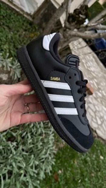 Adidas Samba – Noires – Taille 34