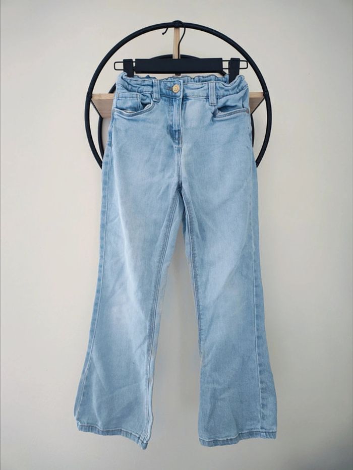 9 ans jean tape a l'oeil