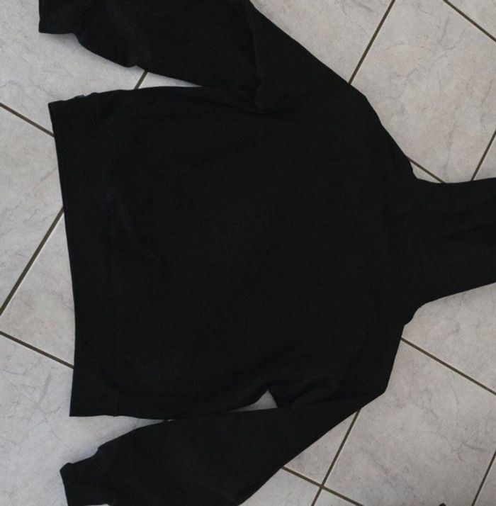 Pull Supreme - photo numéro 2