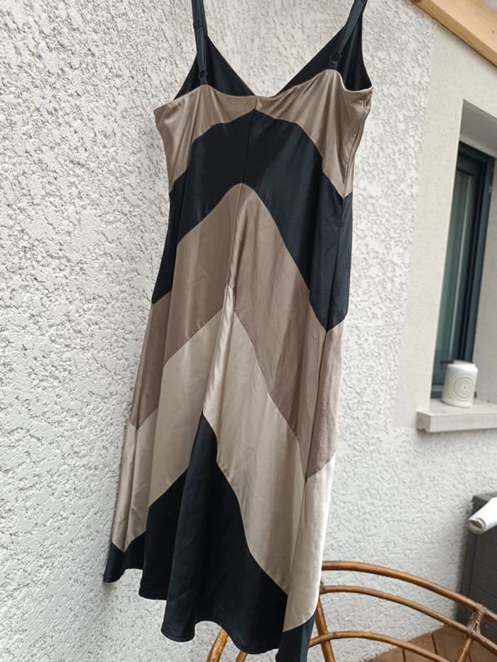 Robe en soie BCBG maxazria - photo numéro 6