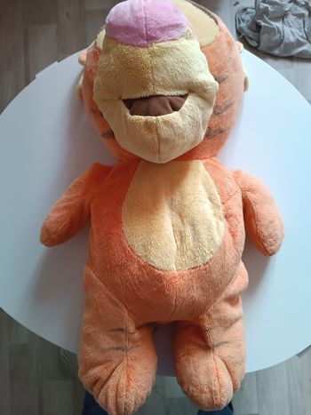 Peluche Disney tigrou