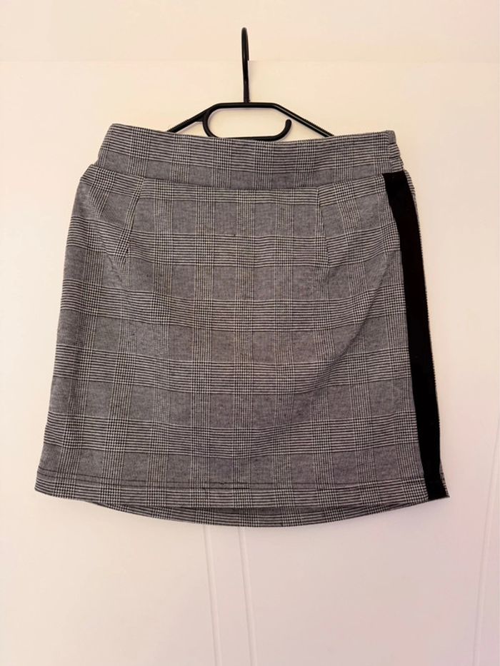 Jupe à carreaux noir & gris – Taille M