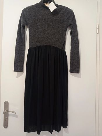 Robe Zara neuve T.S