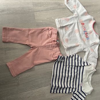 Pantalon et 2 sweat