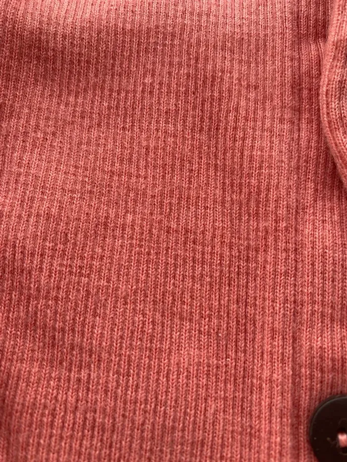 Très beau gilet cardigan peach manymonths adventurer - photo numéro 4