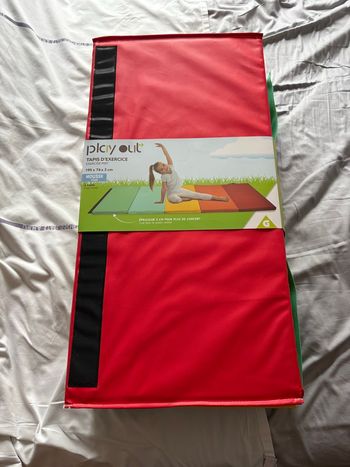 Tapis de jeux neuf gifi