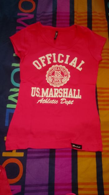 T shirt rose marshall taille L mais taille petit