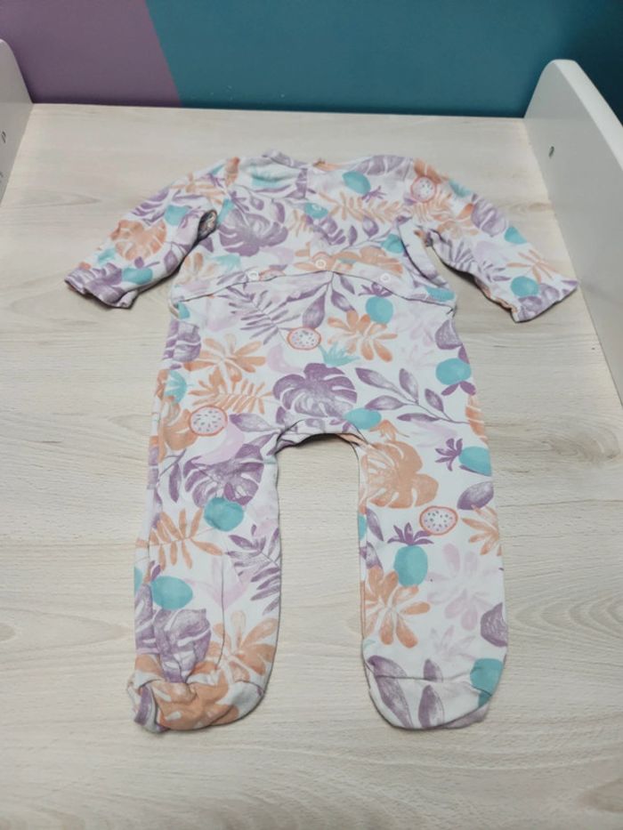 Pyjama une pièce - photo numéro 3