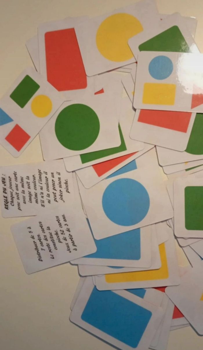 Jeu de cartes formes géométriques et couleurs. - photo numéro 3