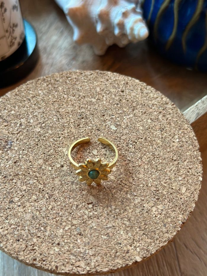 Bague fleur dorée ajustable – Acier inoxydable 316L neuves - photo numéro 6