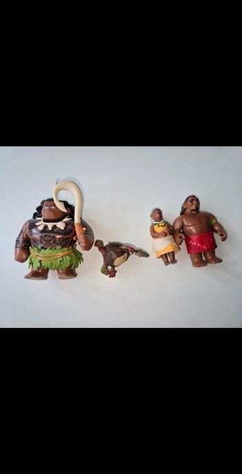 Lot de 4 figurines Vaiana disney Bandai