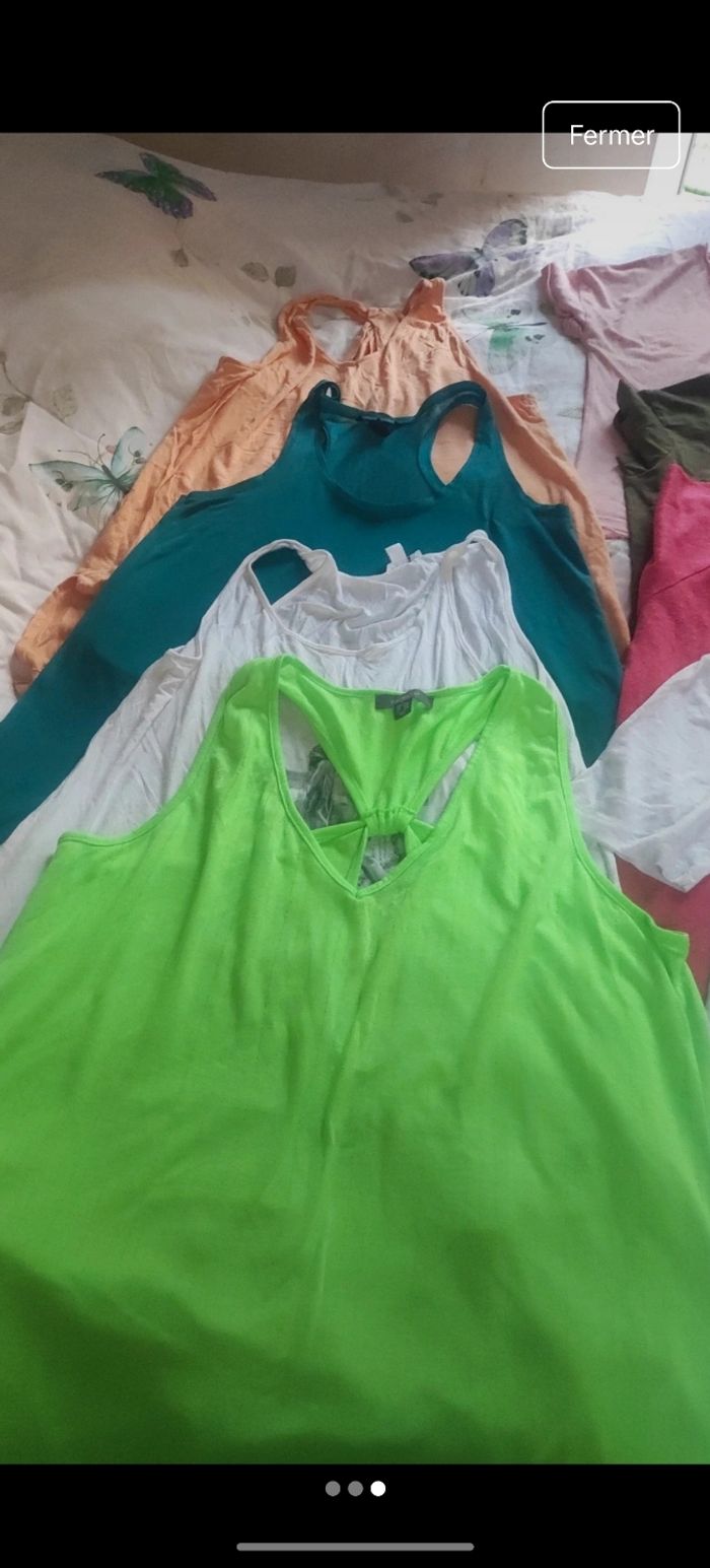Lot de 8 débardeurs et t-shirts femme taille 42 - photo numéro 3