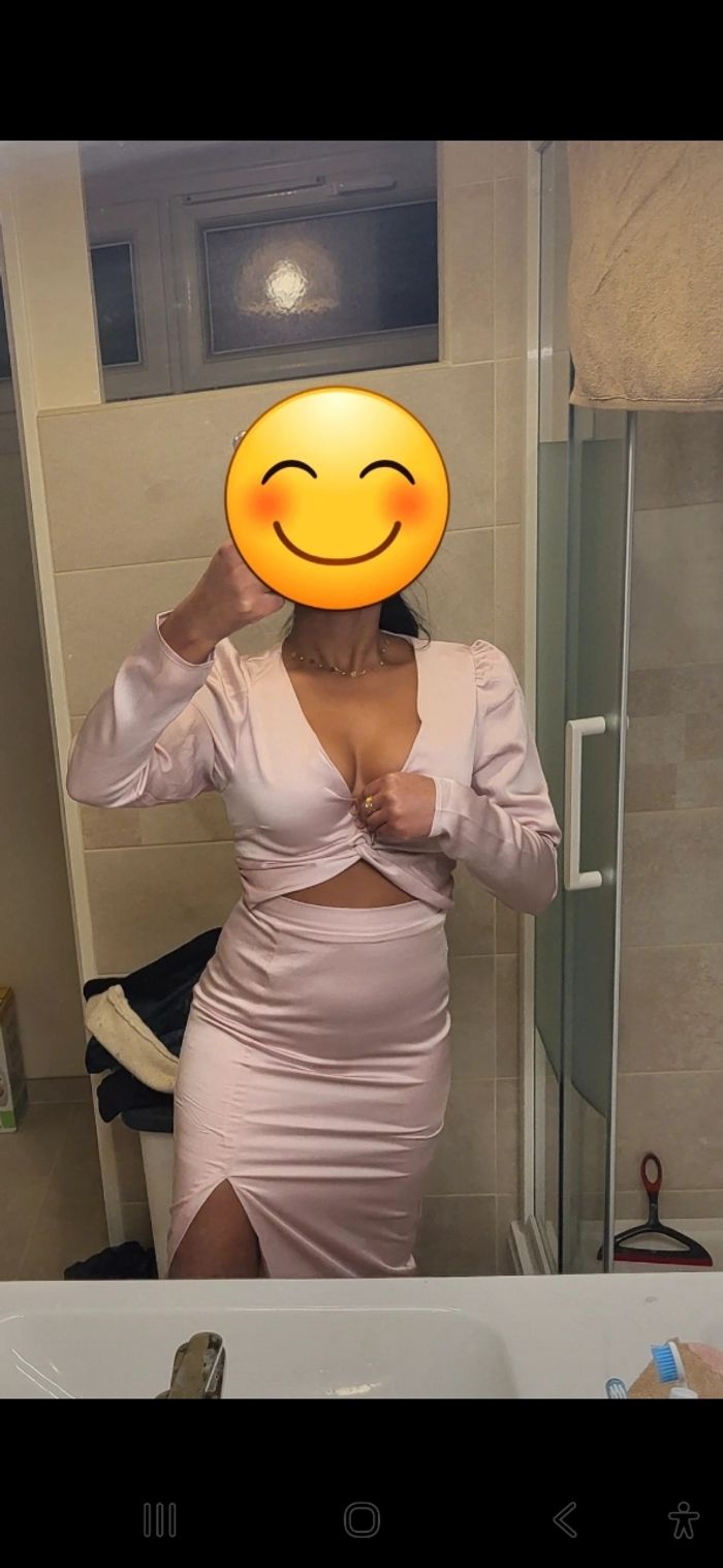 Robe de soirée satin - photo numéro 2