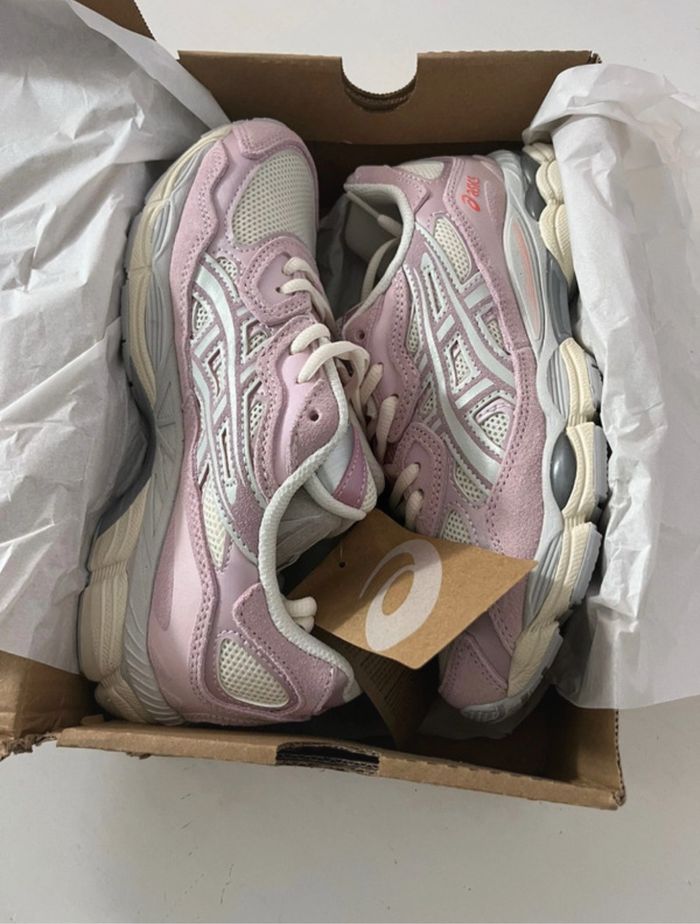 Chaussure Asics gel nyc rose - photo numéro 5
