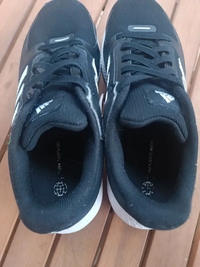 Baskets adidas 34 - photo numéro 4