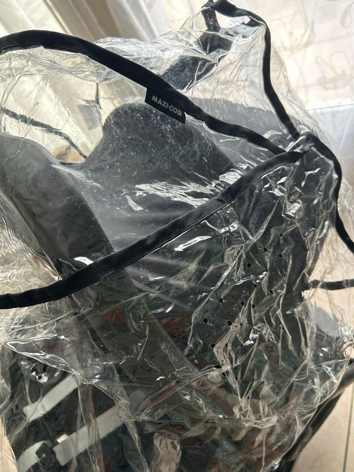 Poussette maxi cosy et ses accessoires - photo numéro 8