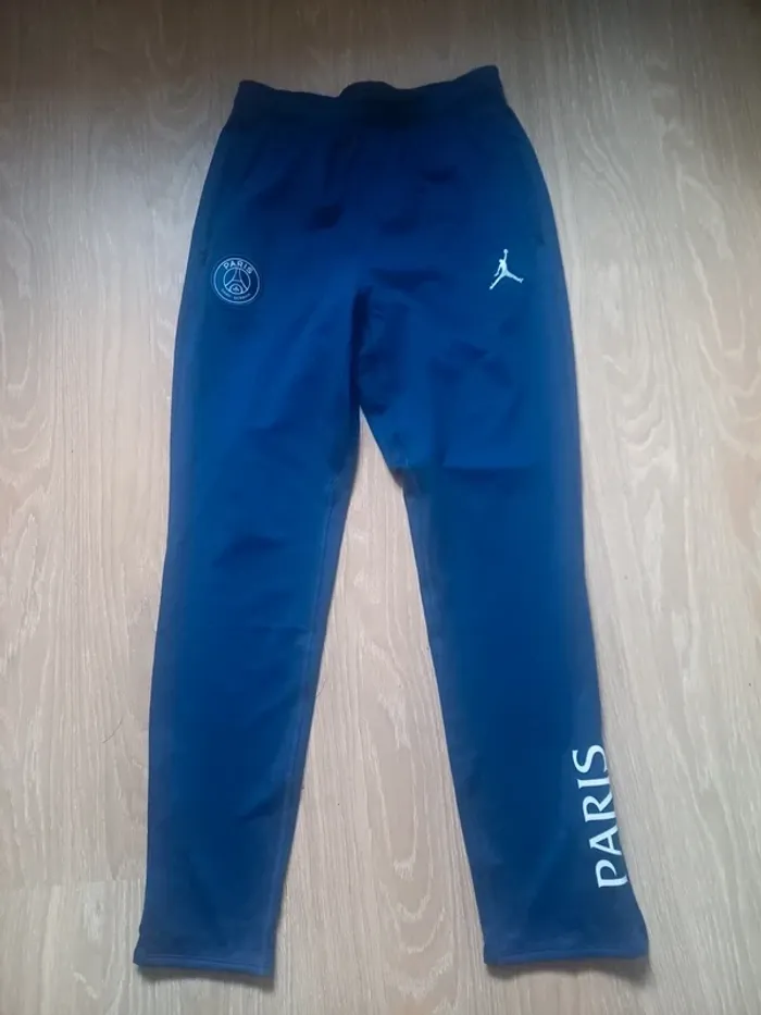 Jogging PSG taille L - photo numéro 2