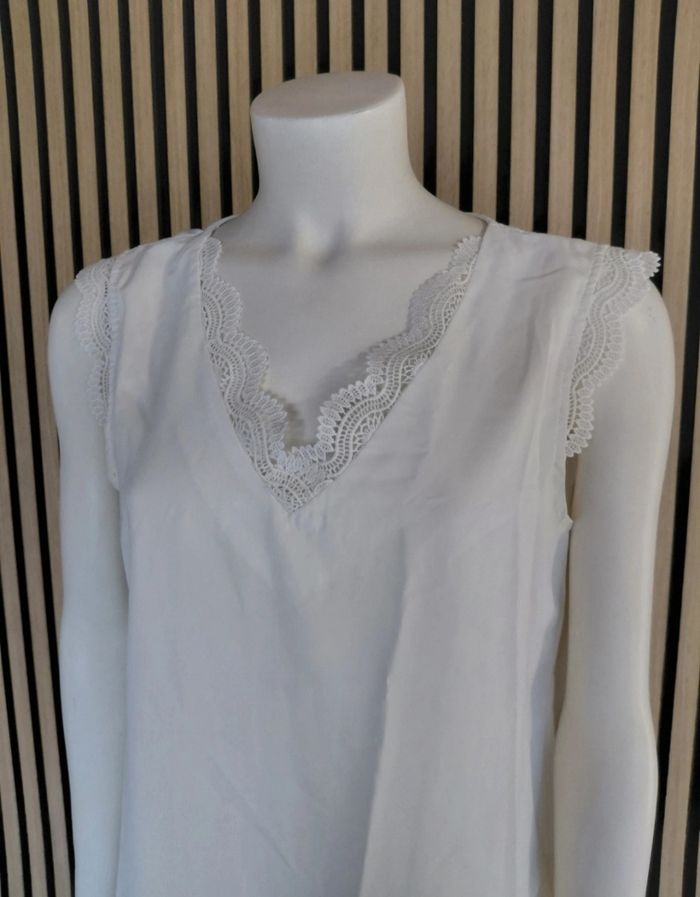 Superbe haut fluide Maëlle 🖤 - photo numéro 6