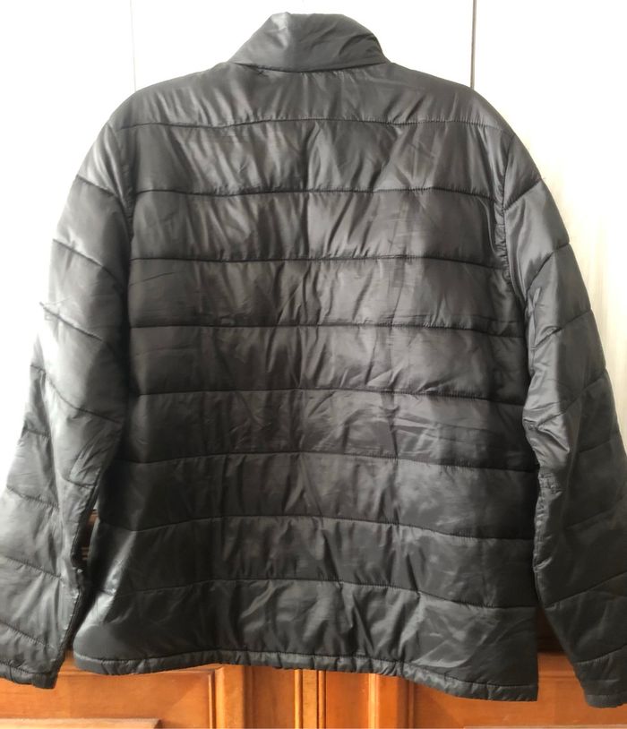 Veste noir - photo numéro 6