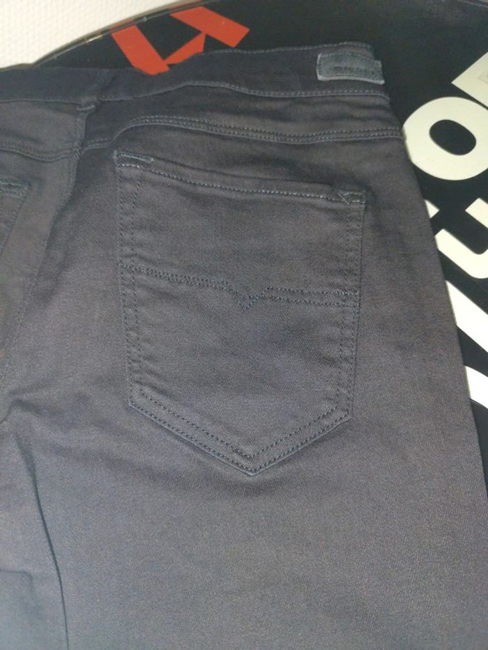 Jean diesel femme - photo numéro 8