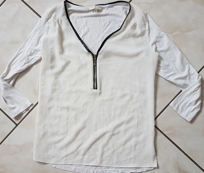Blouse col V