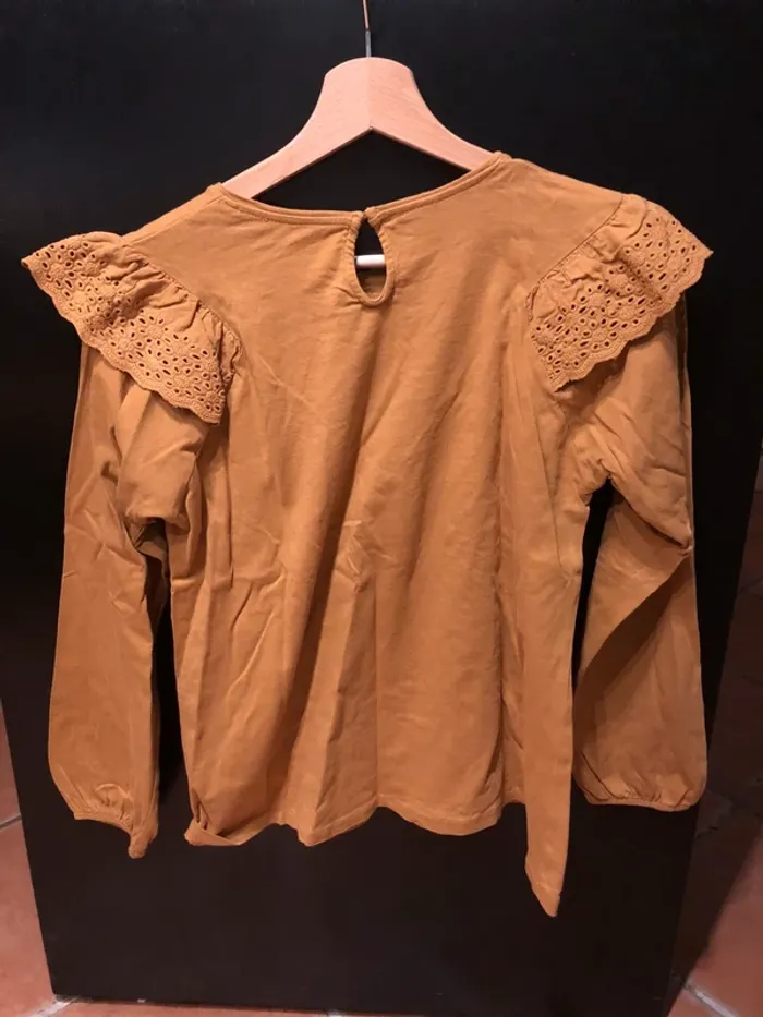 Tee-Shirt moutarde Zara - photo numéro 2