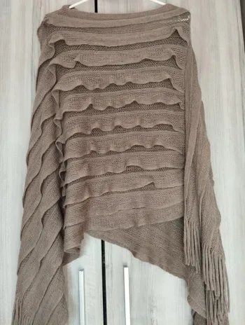 Poncho - Taille unique 🎀
