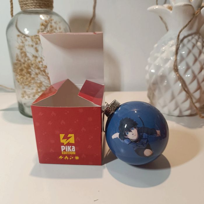 Manga blue lock boule de noël - photo numéro 3