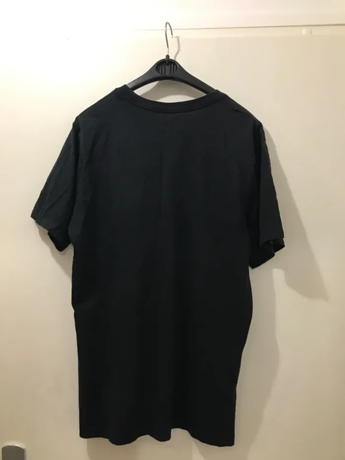T-shirt 👕 Nike air Jordan noir blanc imprimer taille M - photo numéro 2