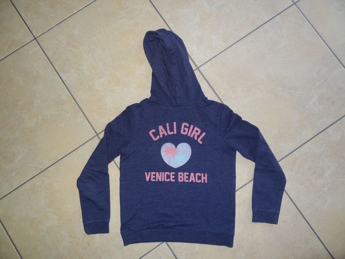 Sweat 10ans - photo numéro 2