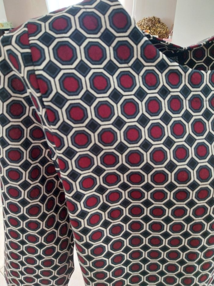 Très belle robe marque  compagnie des aventuriers - photo numéro 2