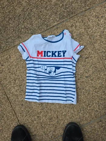 T-shirt mickey 24m