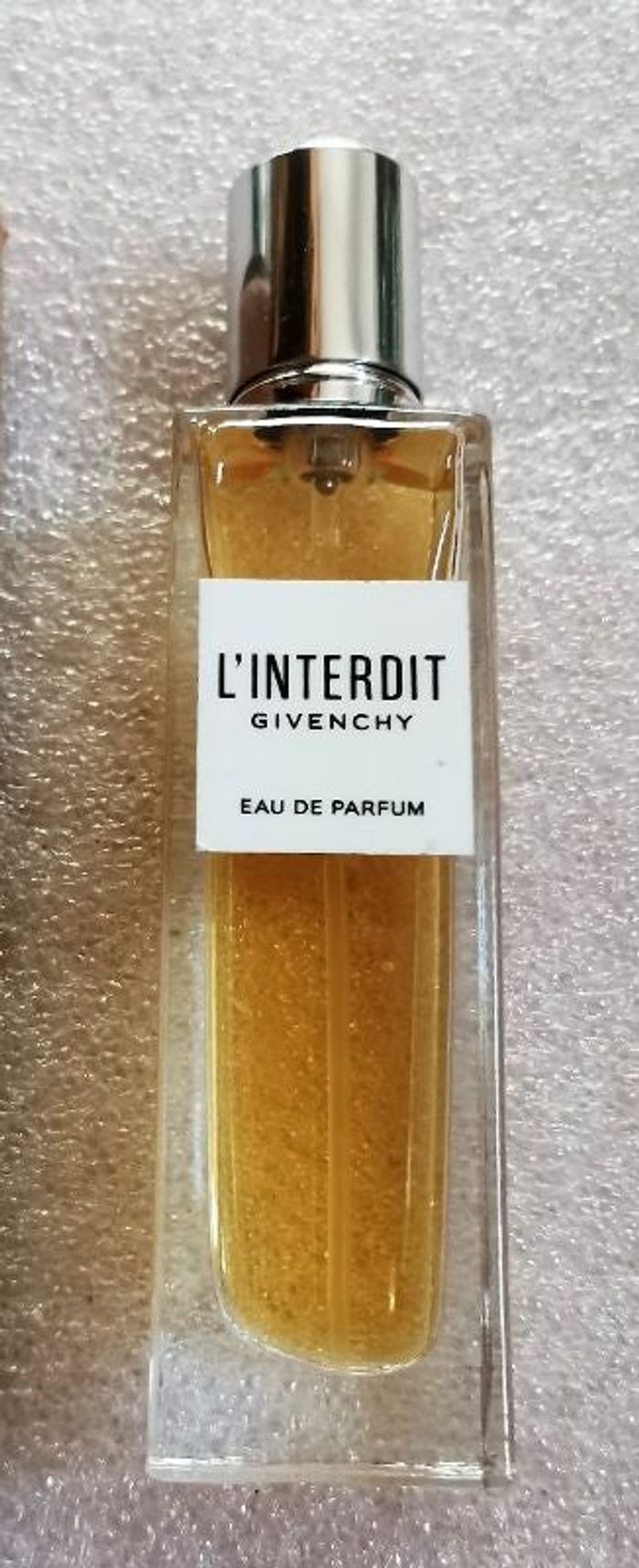 Parfums de Sac Givenchy Original: "L'Interdit"