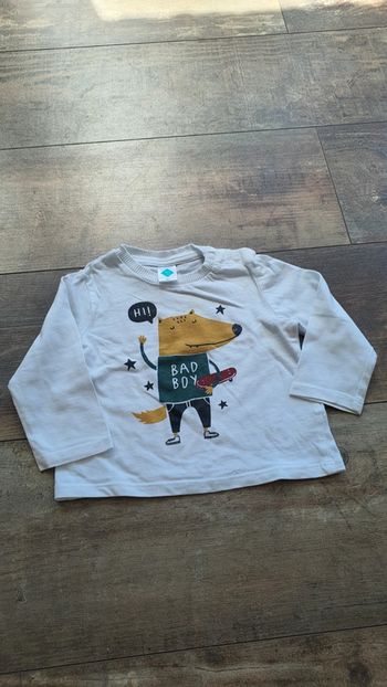 T-shirt  tex 6 mois 68 cm en très bon état