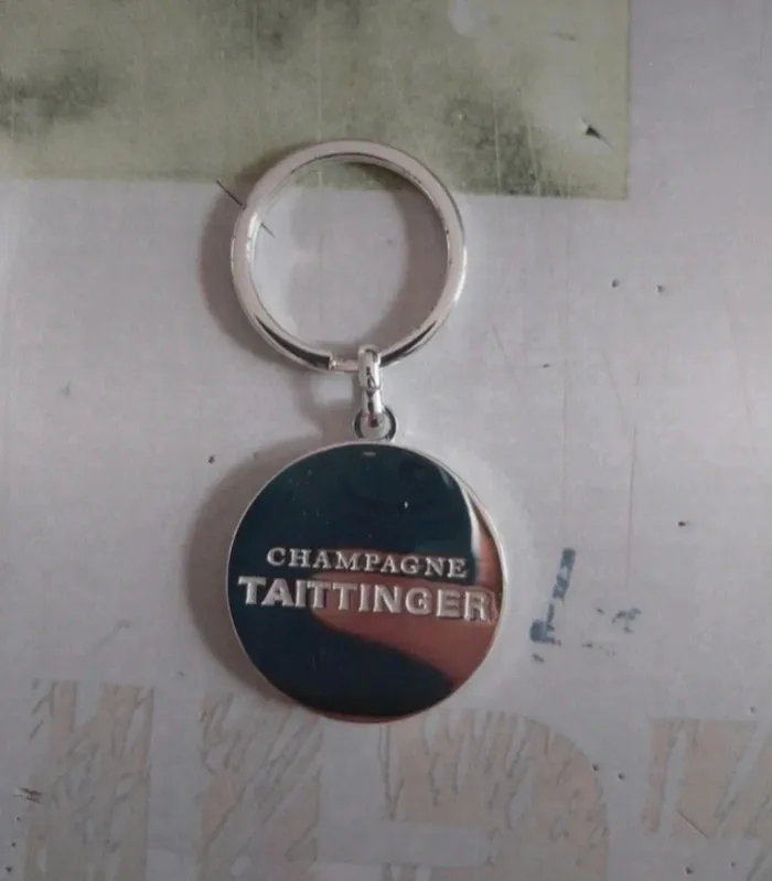 Parure stylo et porte clé Taittinger NEUF - photo numéro 3
