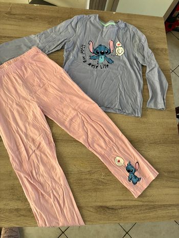 Pyjama stitch 6-7 ans