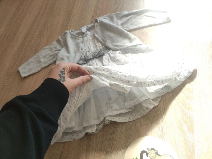 Robe et Boléro taille 6 mois - photo numéro 7