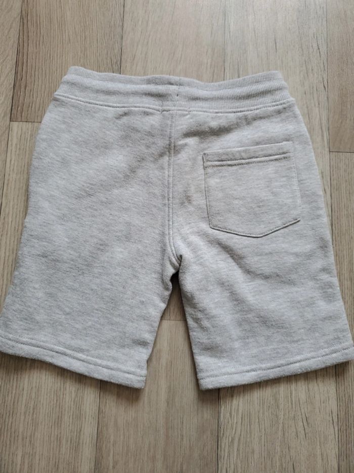 Short 5 ans Gémo - photo numéro 3