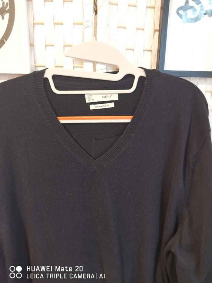 💕Jolie pull col en V noir coton extra fin noir homme TXL celio 💕 - photo numéro 3