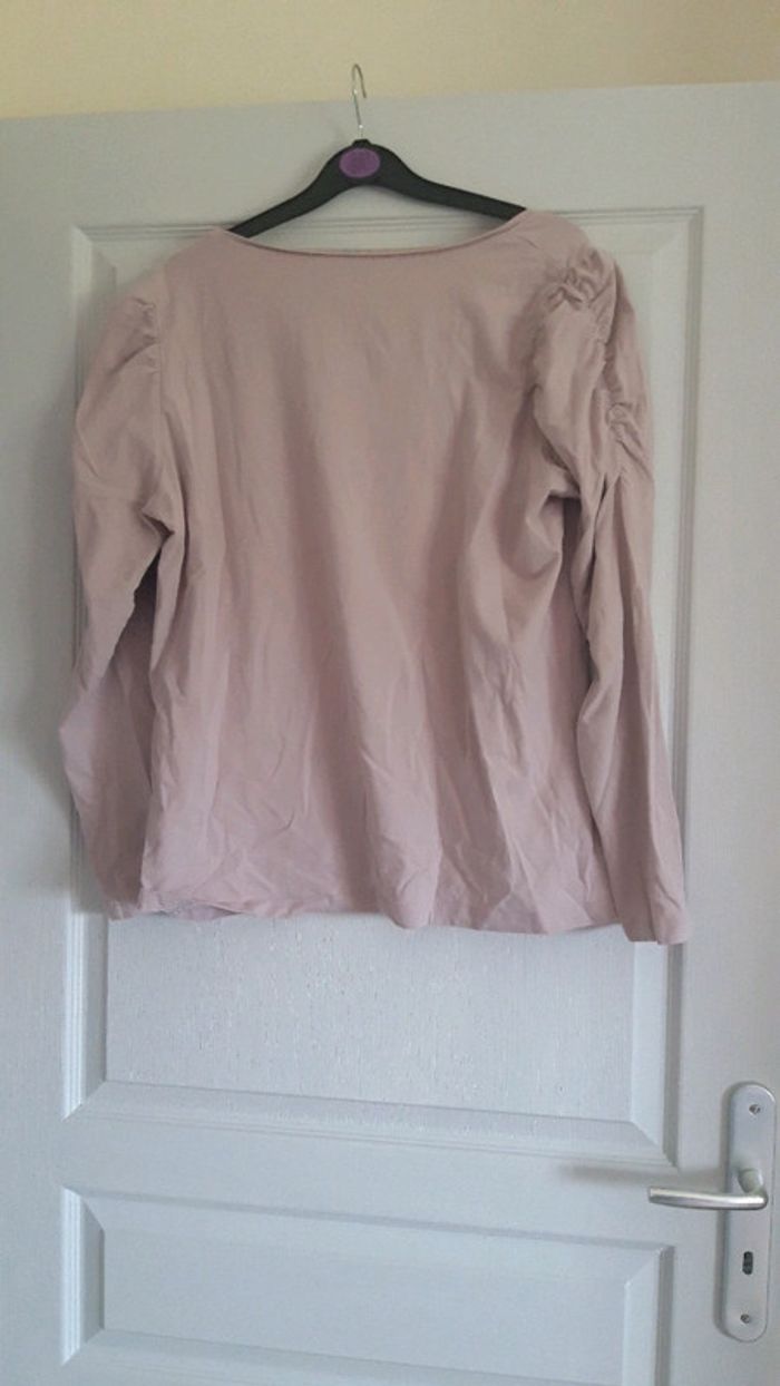 Tshirt 46/48 - photo numéro 2