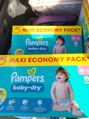 2 pampers taille 4